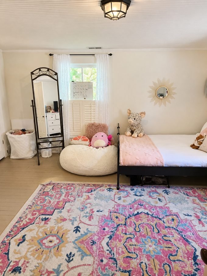 Bedroom after cleaning